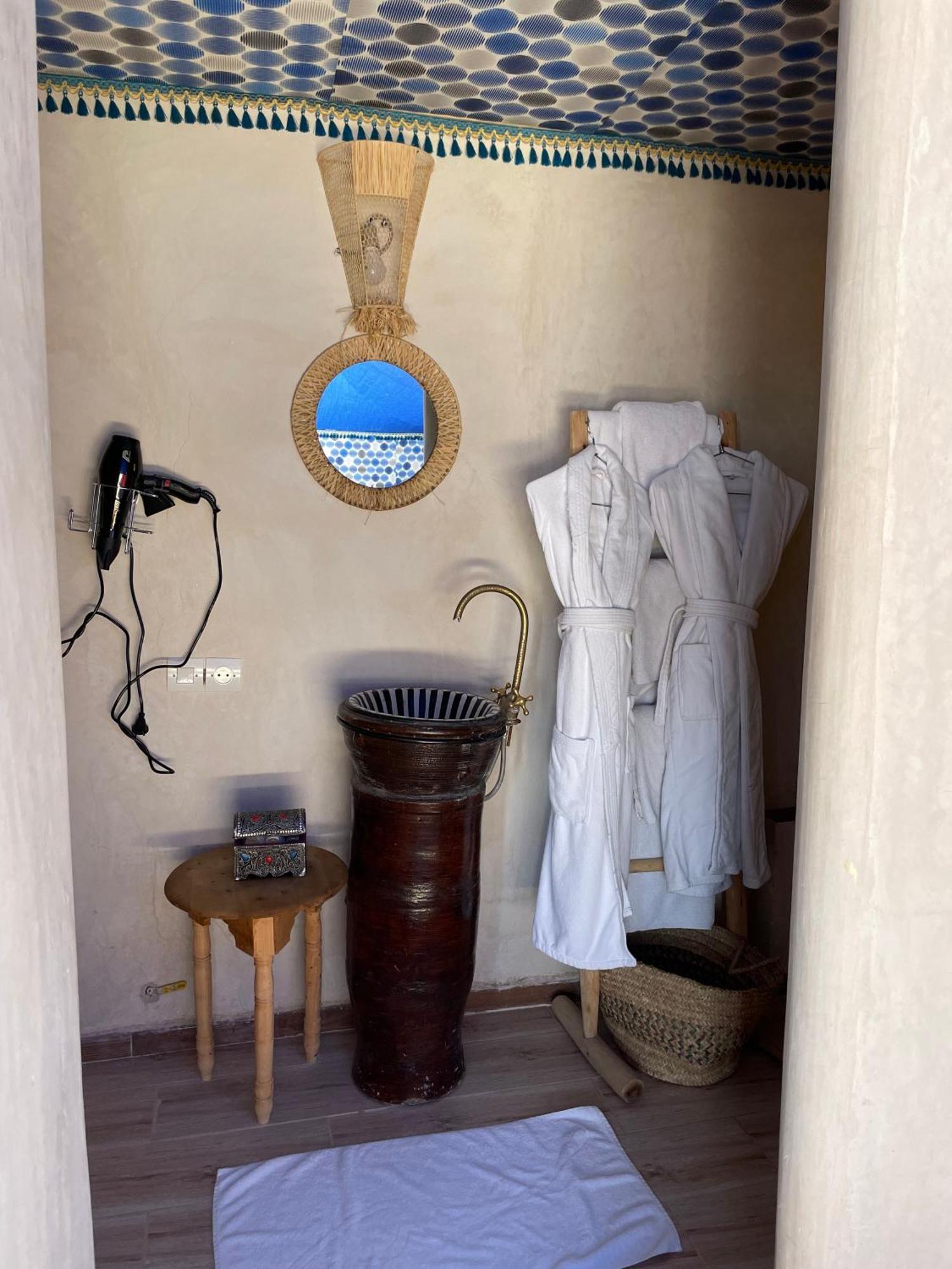 Agafay Biv Folk & Spa By We Camps Ourika Exterior photo